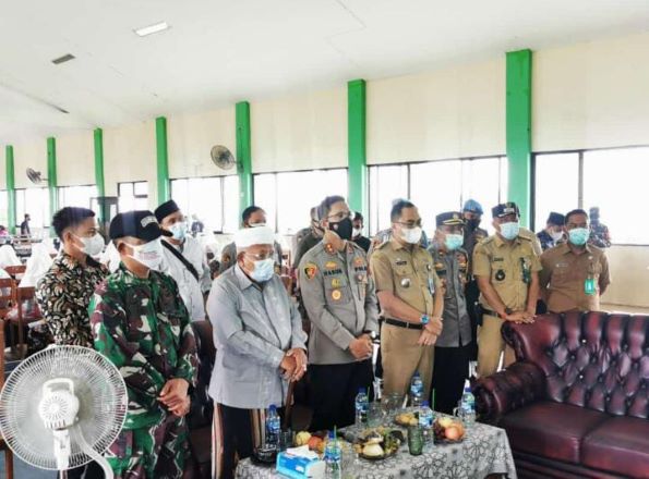 Dampingi Kapolres dan Muspika Giat Vaksinasi Massal di Darurrahman 1