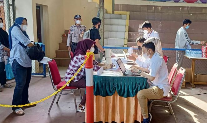 PT. Antam Tbk Pongkor Bersinergi dengan Bio Farma dan Kimia Farma Adakan Suntik Vaksin 1