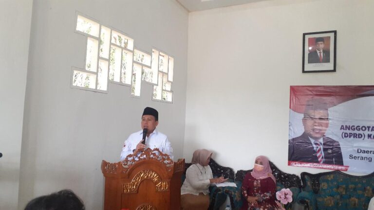 Masyarakat Aspiratif Saat Reses HM BN Holik Qodratulloh Dukung Pembangunan Merata 1