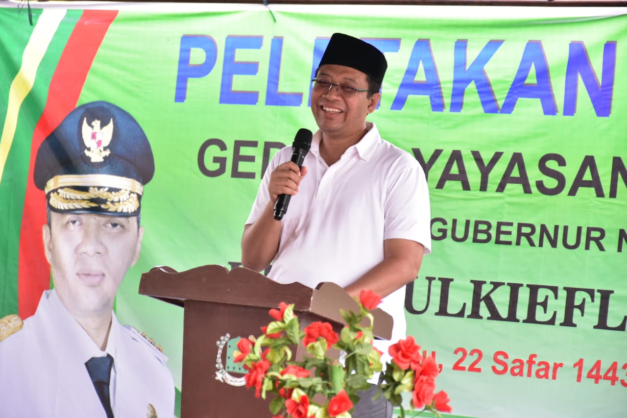 Peletakan Batu Pertama Gedung Kelas, Gubernur Minta Ponpes Ikut Berperan Aktif Sukseskan Vaksinasi 1