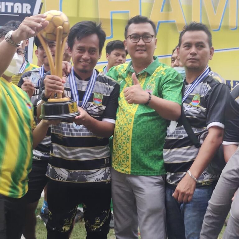 Bupati Bekasi Akhmad Marjuki Mengucapkan Selamat Untuk Persikasi Bekasi Boyong Piala Soeratin U-17 2
