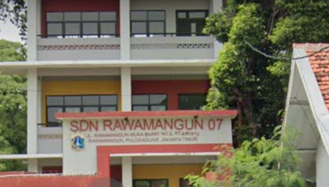 Diduga Ada Penyimpangan Dana Bos, Kepsek SDN Rawamangun 07 Kec. Pulogadung Jaktim 1 Membisu 1