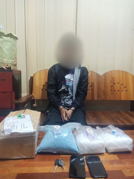 Pria YP Bawa 2,019 Kg Sabu dan 5.050 Butir Ekstasi Diamankan Tim Gabungan Polda Kalbar dan Bea Cukai Kanwil Kalbar 1