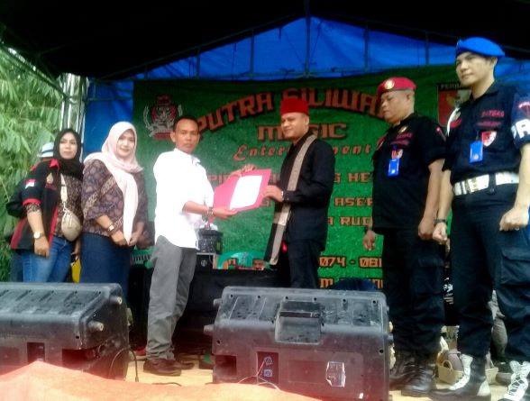 DPP Laskar Dewa Pusat Serahkan SK Kepada Ketua Laskar Dewa Bogor Barat 2