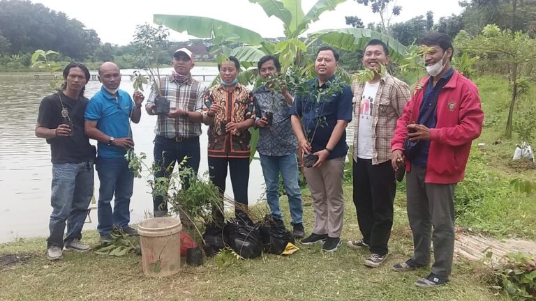 Jurpala Kabupaten Bekasi Tanam Pohon di Situ Rawa Binong 1