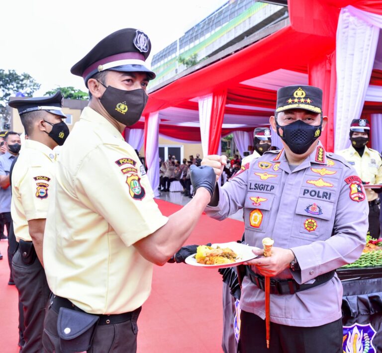 Kapolri Profesi Satpam Mulia, Sangat Penting Membantu Tugas Kepolisian 1