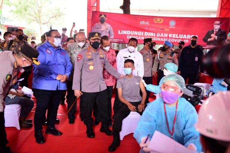 Fajar Paper Selenggarakan Vaksin Booster 3