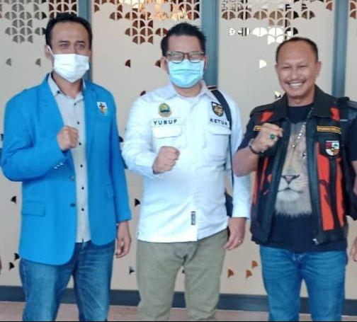 Sekertaris MPC PP Kabupaten Bekasi Beri Ucapan Selamat Kepada Haji Andi Ketua DPD KNPI Yang Baru 1