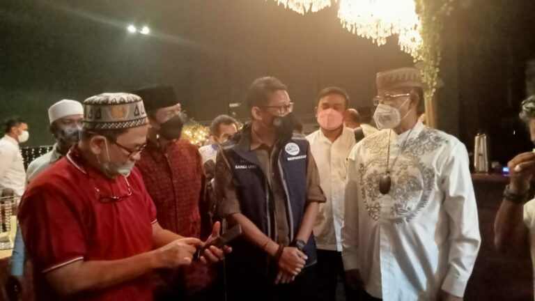 Buka Puasa Bersama, Dikejutkan oleh Kehadiran Menteri Parekraf Sandiaga Uno 1