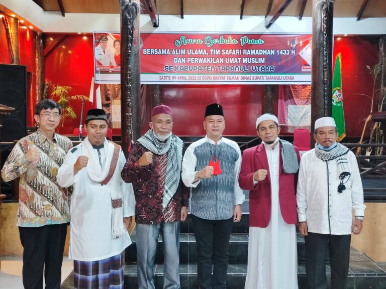 Bupati Nikson Nababan 1