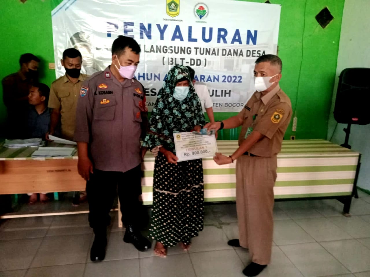 Kades Sukamulih Salurkan BLT Dana Desa sebanyak 198 KPM 2