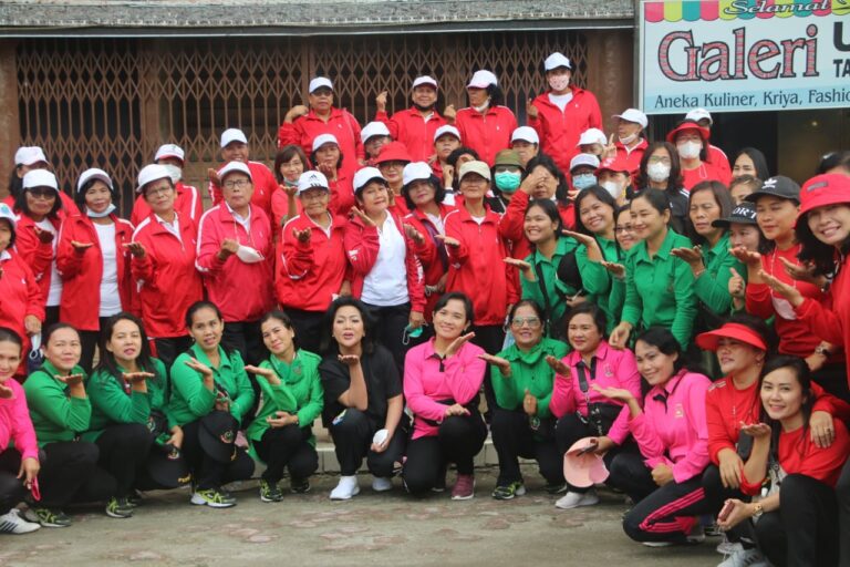 Ketua TP. PKK Taput Ajak Perempuan Taput 1