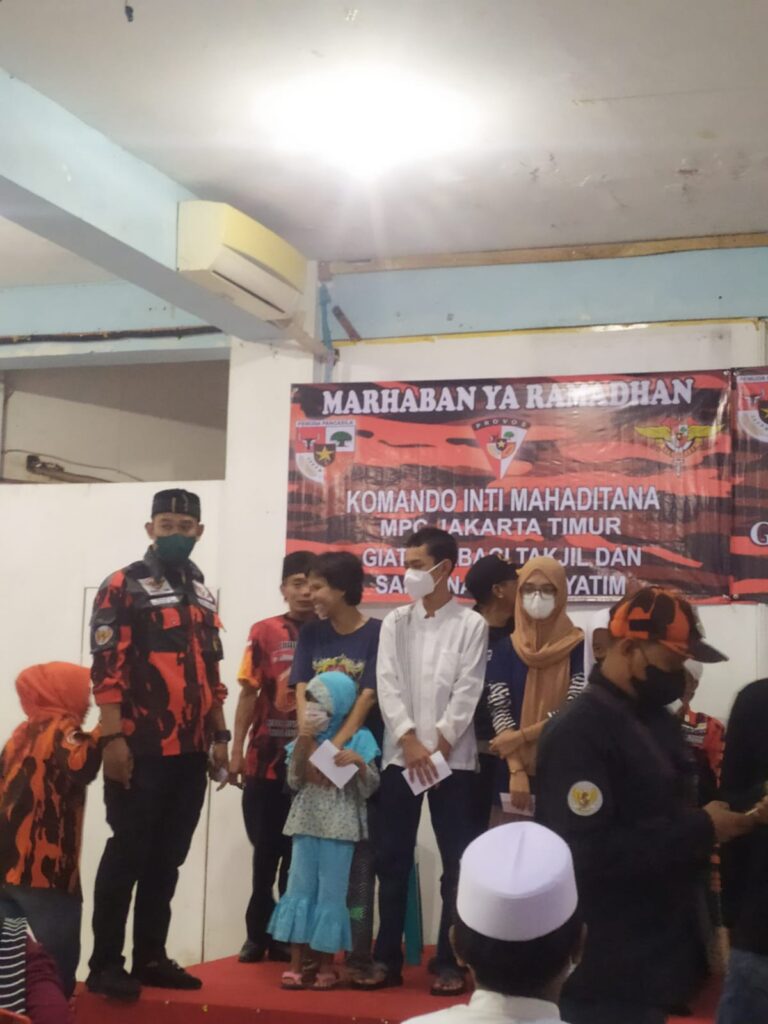 Peduli Anak Yatim, KOTI MPC PP Jakarta Timur Gelar Santunan 1