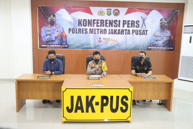 Polres Jakpus Menangkap Pelaku Pembakar Pospol Pejompongan Tanah Abang 2