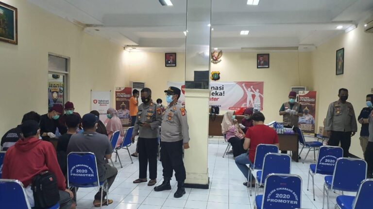Polsek Cikarang Barat Gelar Kembali Vaksinasi Booster Tahap Tiga 1