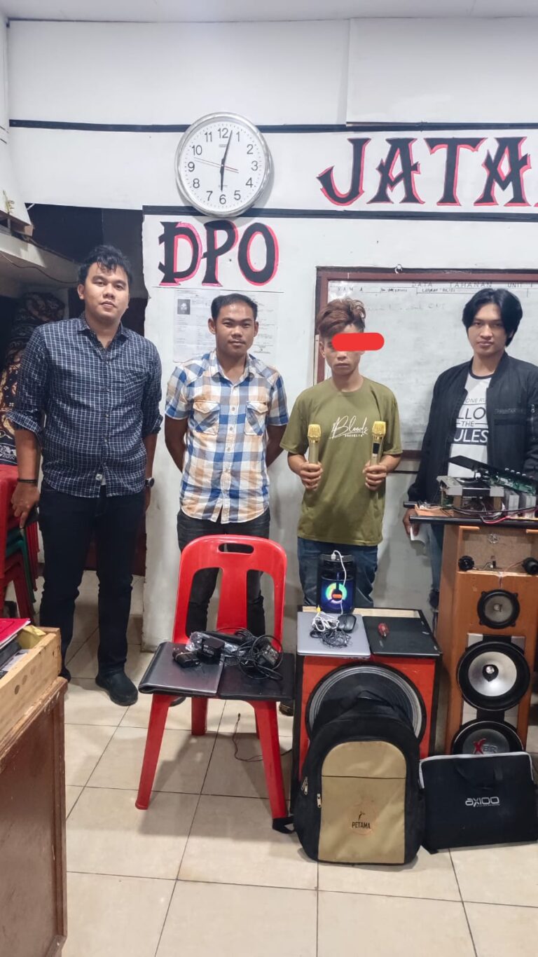 Pembobol SMP N 3 Muara, Siatas Barita - Taput 1