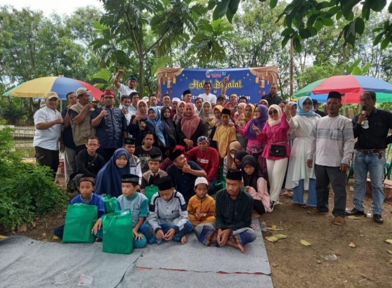 Tingkatkan Ukhuwah dan Toleransi Dalam Halal Bihalal dan Santunan Anak Yatim Alumni SMPN 2 Cikarang'91 1