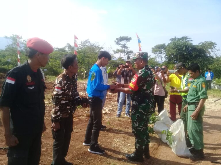 Koramil 0621-17 Nanggung Adakan Penanaman 1000 Pohon untuk 11 Desa 2