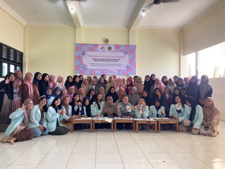 Kreativitas Dalam Membentuk Karakter Santri yang Unggul Bersama Youth Skills Foundation dan STDI 1