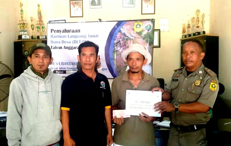 Pemdes Bantar Karet Salurkan BLT DD untuk 175 KPM 1