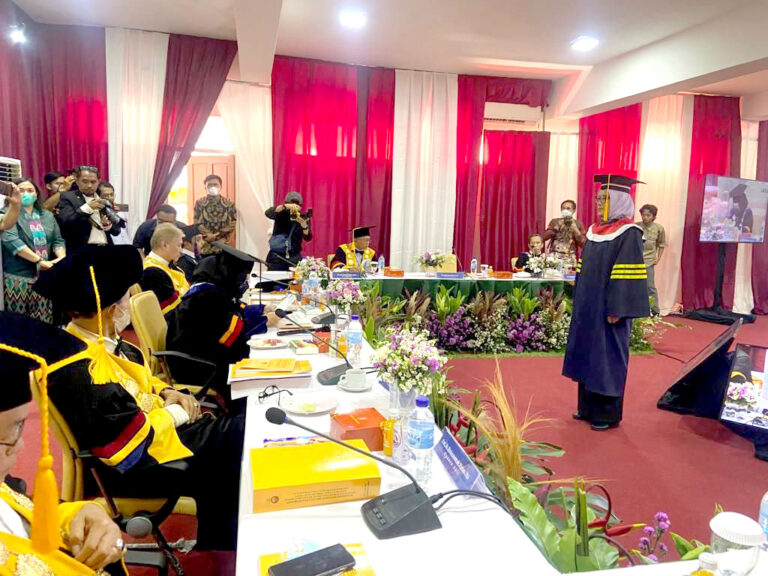 Dr. Dra. Hera Nugrahayu, M.Si. 2