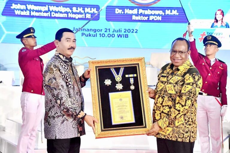 John Wempi Wetipo, S.H., M.H Wakil Menteri Dalam Negeri RI 5