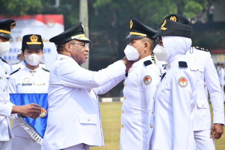 John Wempi Wetipo., S.H., M.H Wakil Menteri Dalam Negeri RI 2