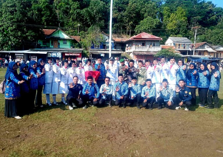 Pemdes Sipayung, Kecamatan Sukajaya Adakan Upacara Hut RI ke 77 1