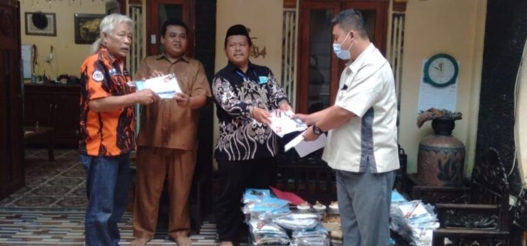 MPC Pemuda Pancasila Kab bekasi Bersama PT FajarPaper Salurkan Bantuan Buku Untuk Anak Yatim 1