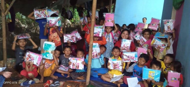 FajarPaper Distribusi 400 Paket Alat Tulis ke Panti Asuhan 2
