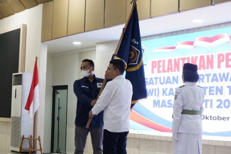 Rian Novandra Resmi Melantik Kepengurusan PWI Kabupaten Tangerang 2