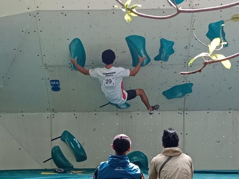 FPTI Kab Bekasi Raih Medali Emas Porprov XIV Jabar