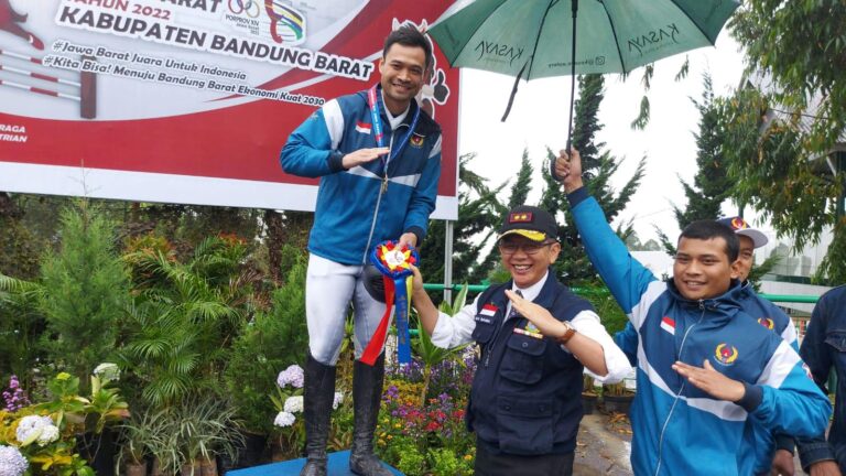 Ini Bonus Yang di Terima Atlet Kab Bekasi Peraih Medali Emas 1