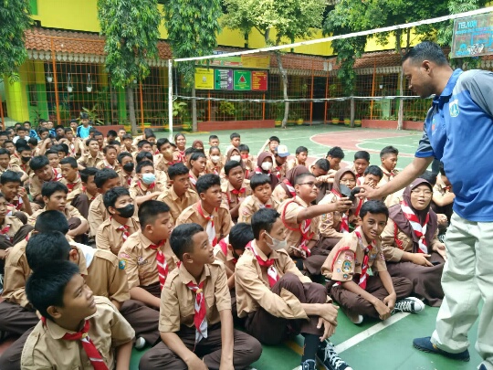 Peserta Didik SMPN 23 Jakarta Utara Diedukasi Pemilahan Sampah
