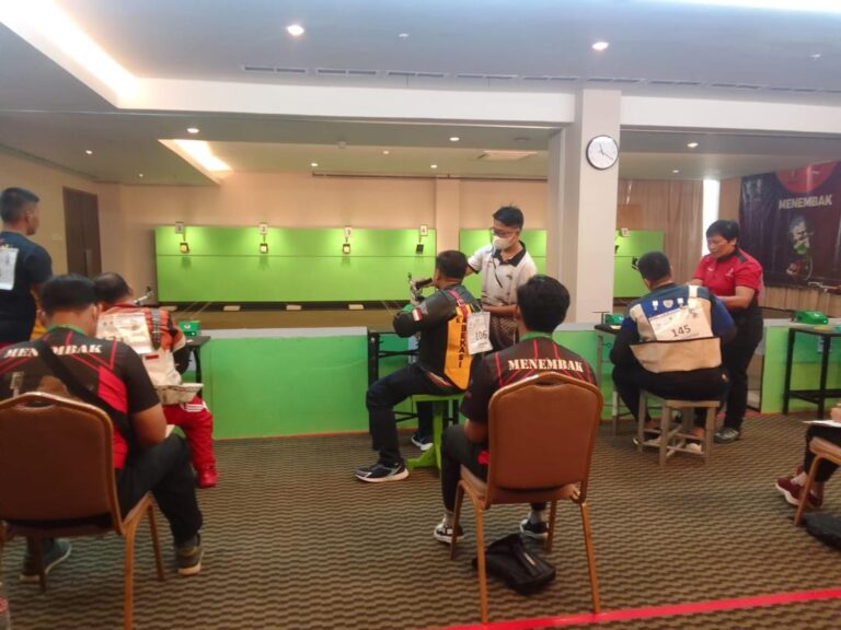 Raih Medali Emas dan Perak Cabang Menembak Kelas RH1 NPCI Kab Bekasi