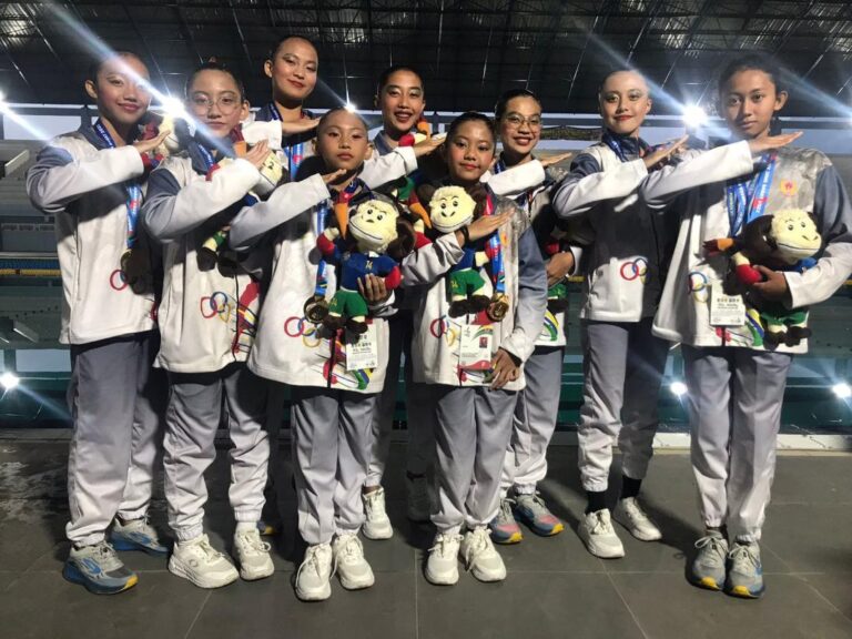 Sumbang Medali Emas Perenang Indah Kab Bekasi di Porprov XIV Jabar