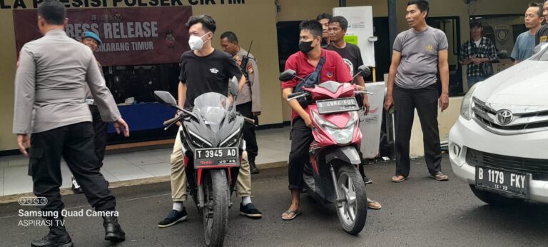 Barang Bukti Kendaraan Bermotor Hasil Kejahatan, Diserahkan Polsek Cikarang Timur Kepada Pemiliknya