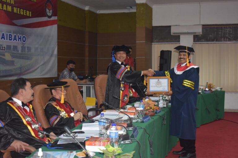 Dr. Brando Marlon Humiras Naibaho, M.Ec.Dev., 1