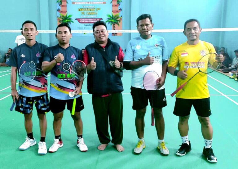 Final Kejuaraan Bulu Tangkis Tingkat Desa PB Nusantara Lawan PB KSP 1