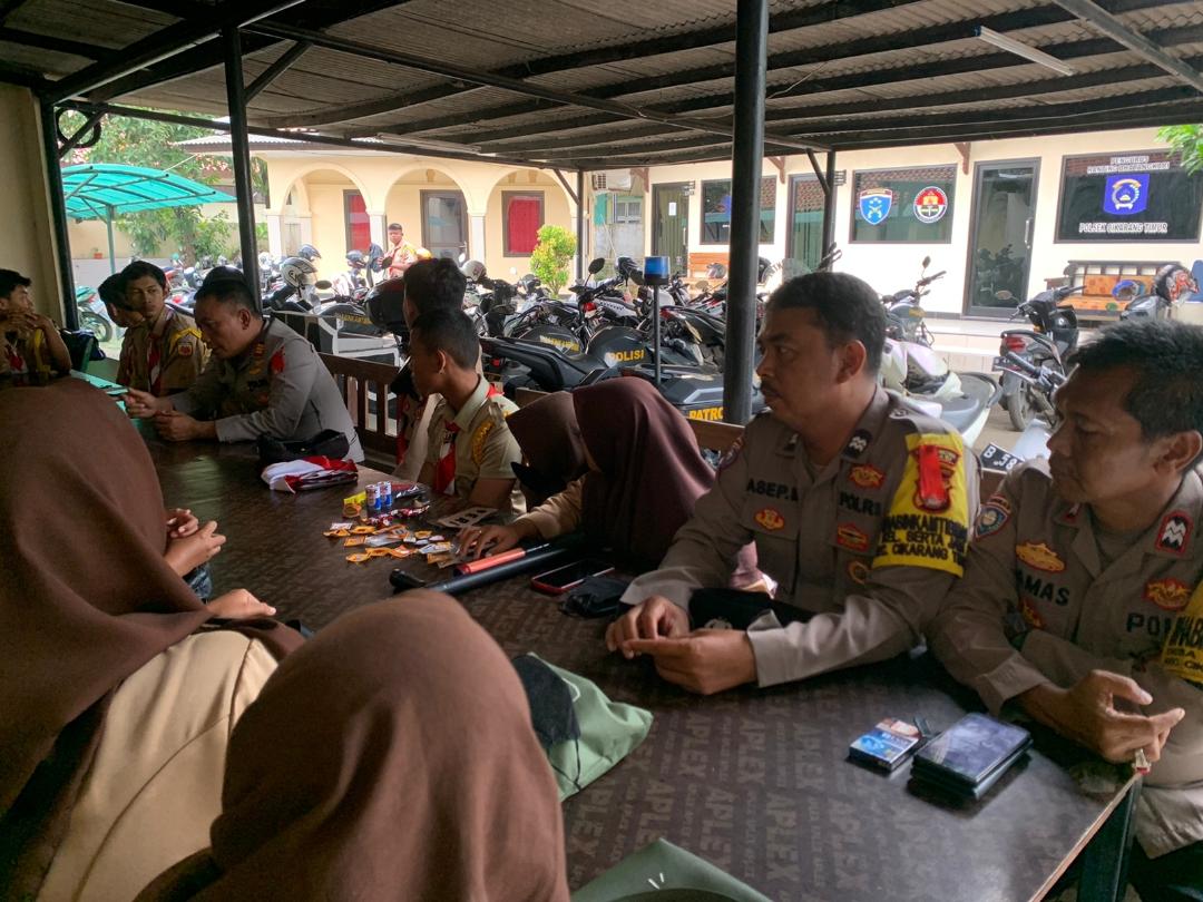 Kapolsek Cikarang Timur Beri Arahan Pada Anak Anak Jelang Tahun Baru 2023 1