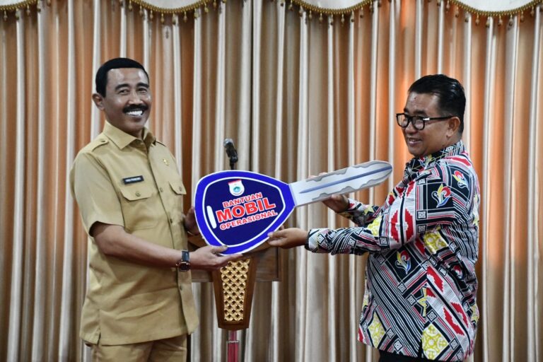 PJ. Gubernur Provinsi Sulawesi Barat Dr. Drs. Akmal Malik, M.Si.