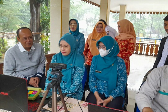 Tim Penggerak PKK Jakarta Utara Tanam Seribu Pohon Produktif