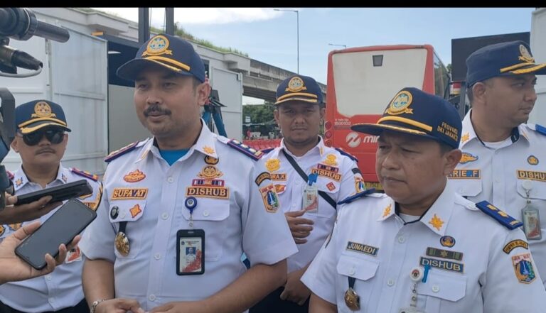 UP PKB Ujung Menteng Layani Uji Kir di Terminal Pulogebang Untuk Amankan Mudik Lebaran 1