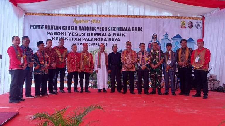 Gereja Katolik YGB Palangka Raya Diresmikan, Acara Berlangsung dengan Hikmad Dan Meriah 1