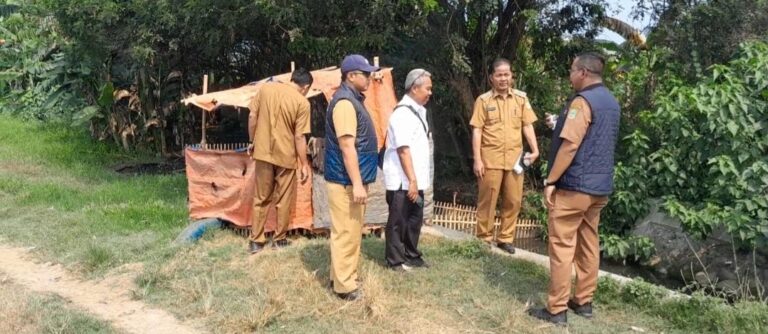 Camat Karangbahagia Bersama PJT dan BPP Siap Aliri Persawahan Yang Kekeringan 1