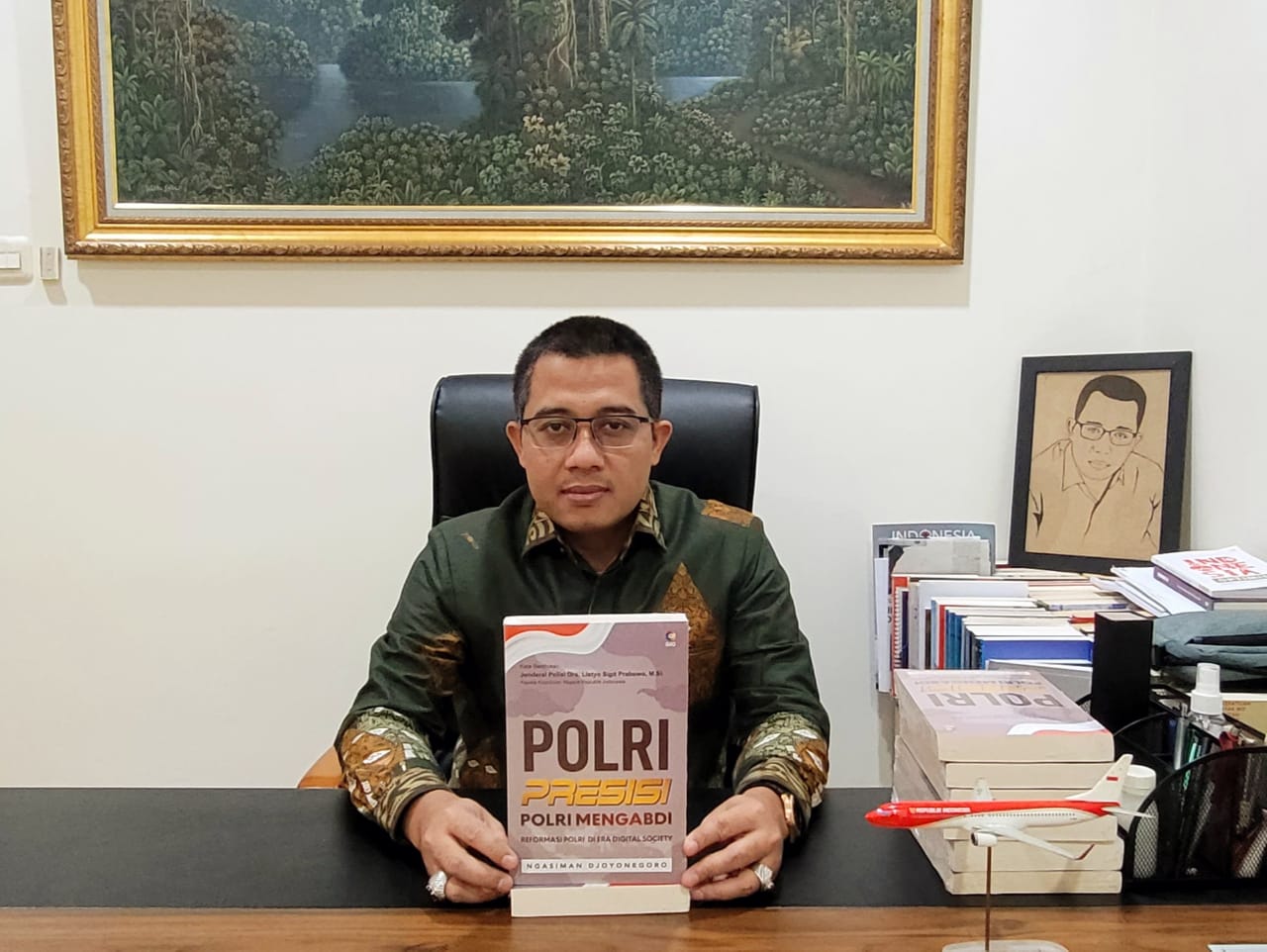 Pengamat Keamanan Ngasiman Djoyonegoro; HUT Polri ke-77, Teguhkan Polri Presisi untuk Indonesia Emas