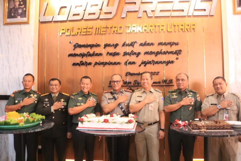 Dampingi Asisten KASAD dan Staf Ahli KASAD