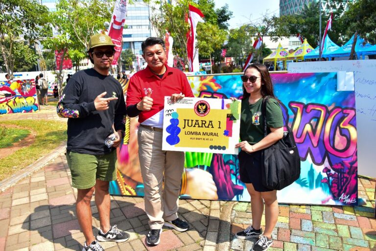 Komjen Pol. Prof. Dr. H. Rycko Amelza Dahniel, M.Si. 1