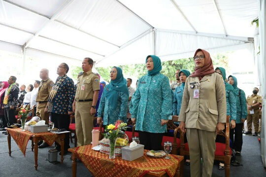 Tim Penilai Lomba Kelurahan Tingkat Regional Wilayah II Jawa-Bali Tinjau Kelurahan Pegangsaan Dua