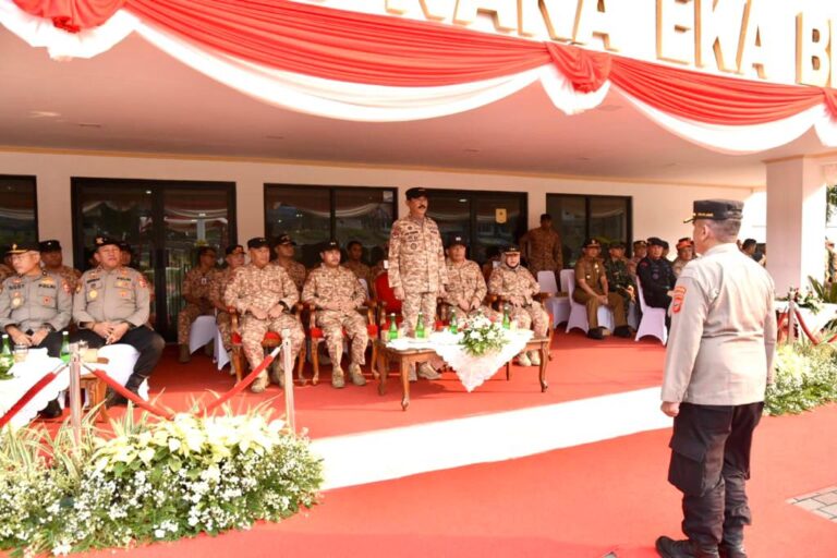 Dr. Drs Hadi Prabowo, MM. Rektor IPDN 2